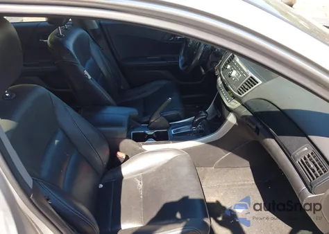 2013 Honda Accord Sport z USA, uszkodzony, nr VIN 1HGCR2F54DA035501